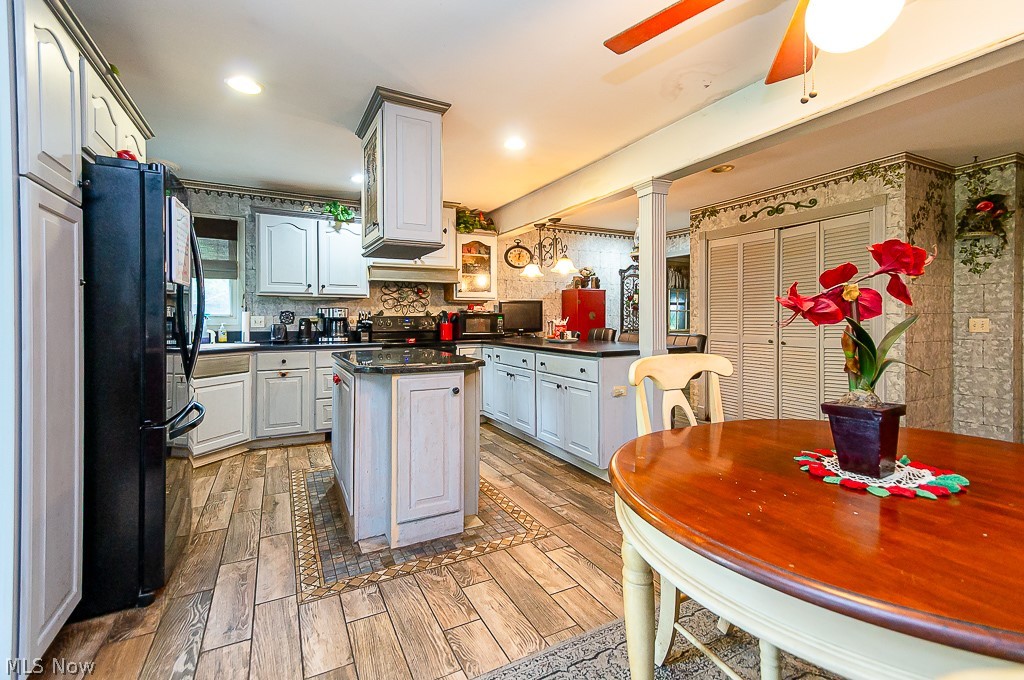 17404 Vermont Street Grafton OH 44044