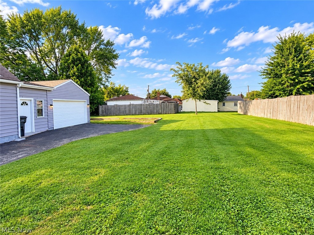 1522 Bancroft Youngstown OH 44514