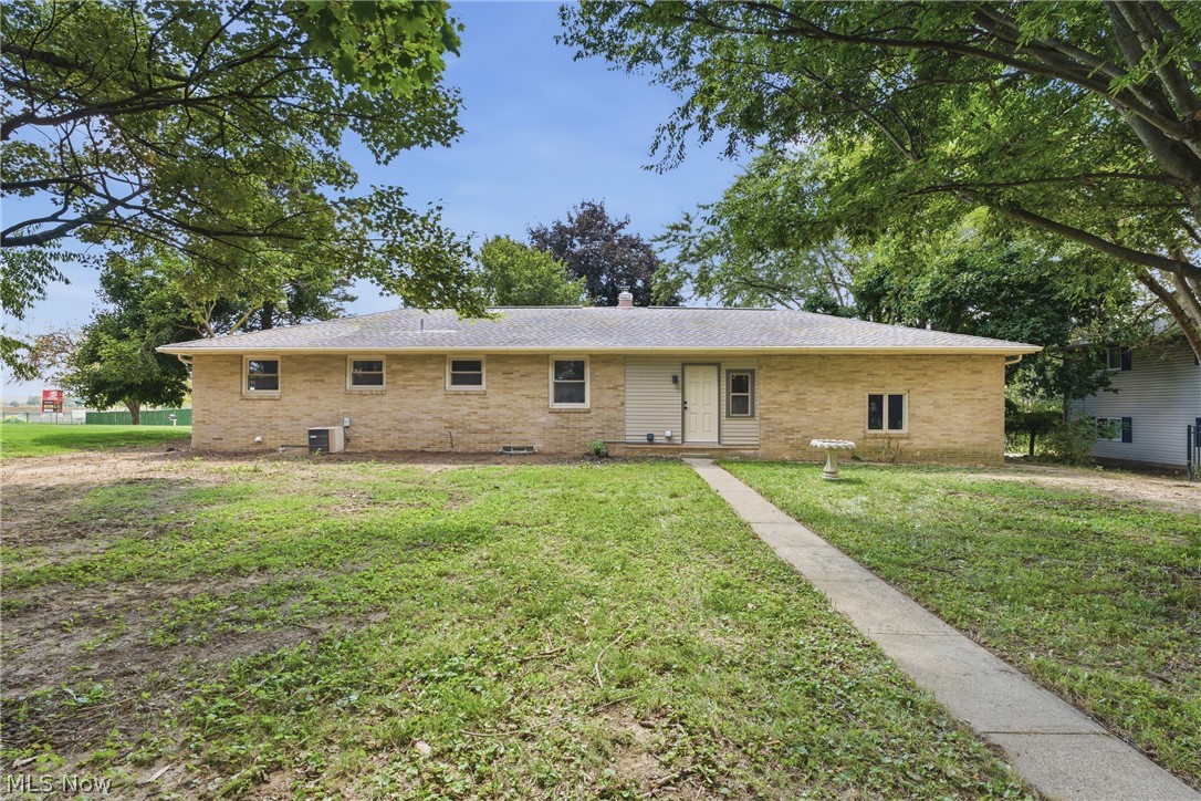 5111 Nave Street SW Canton OH 44706
