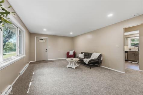 5111 Nave Street SW Canton OH 44706