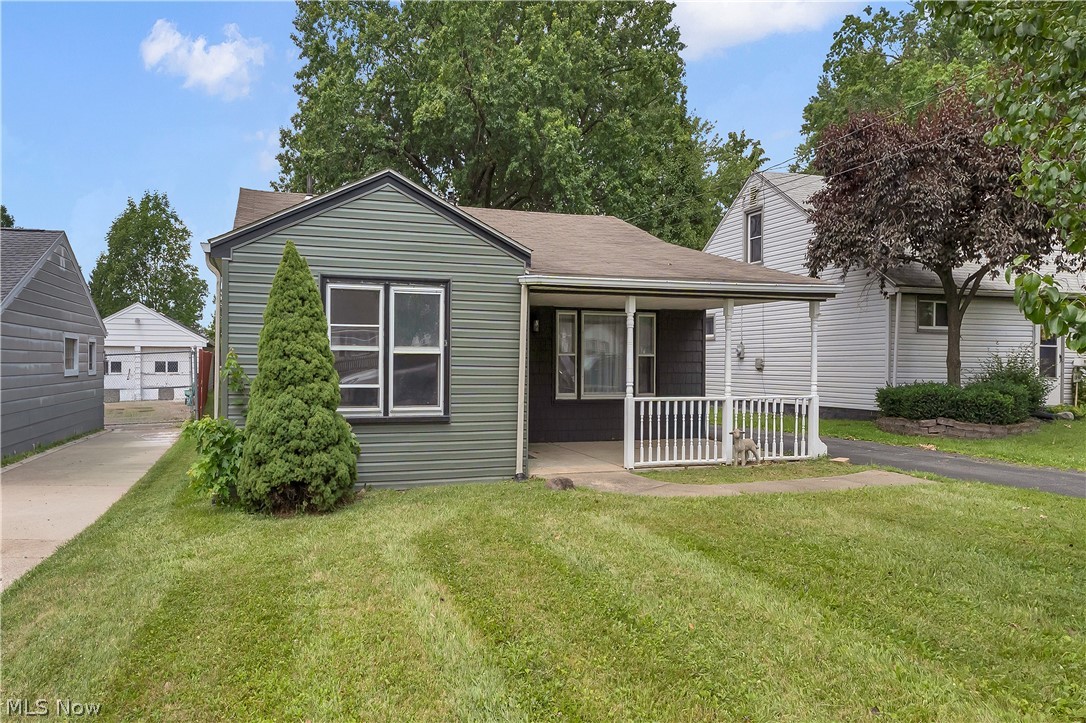 1542 Lynn Avenue Youngstown OH 44514