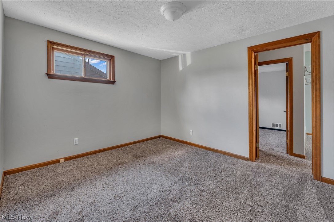 1542 Lynn Avenue Youngstown OH 44514