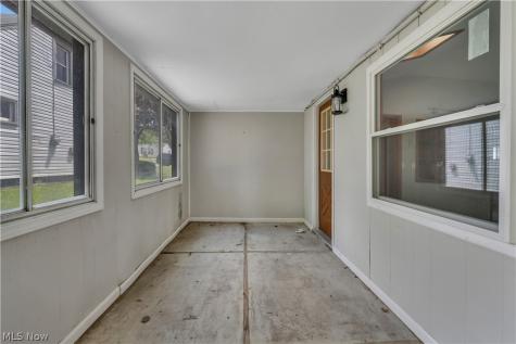 1542 Lynn Avenue Youngstown OH 44514