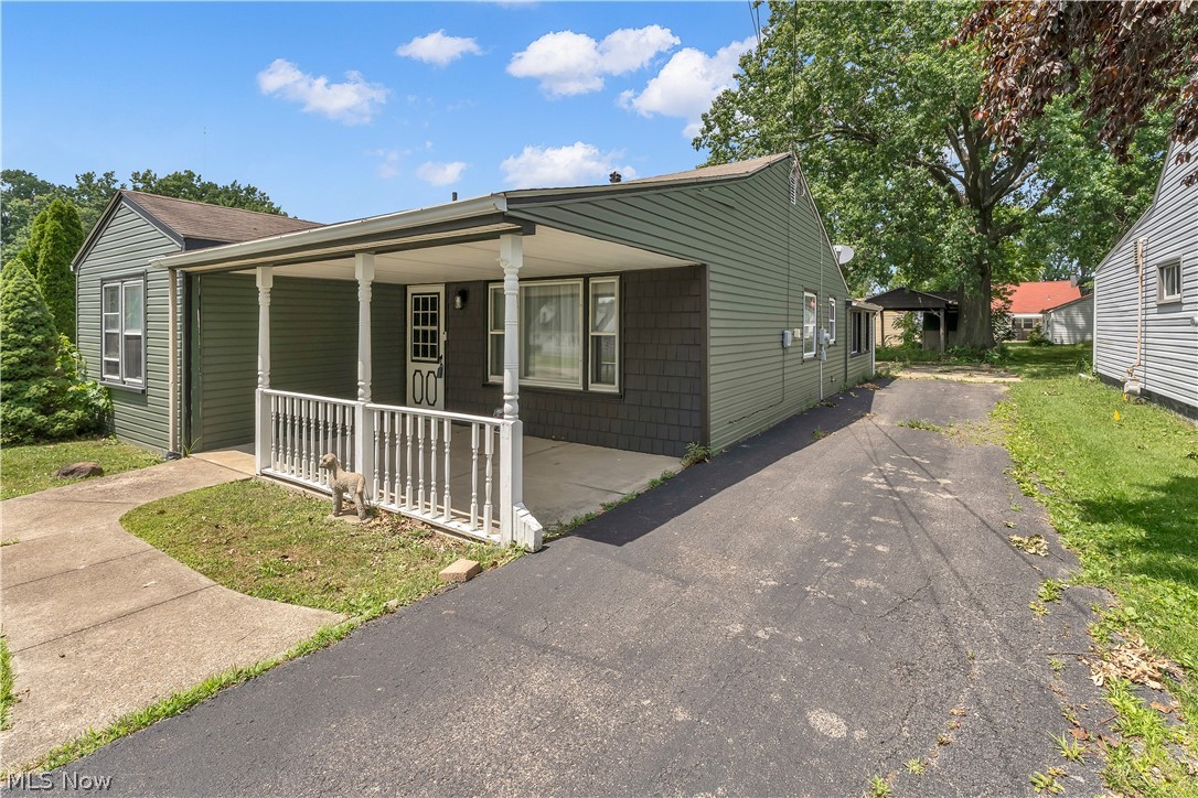 1542 Lynn Avenue Youngstown OH 44514