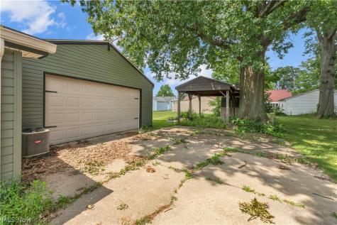 1542 Lynn Avenue Youngstown OH 44514