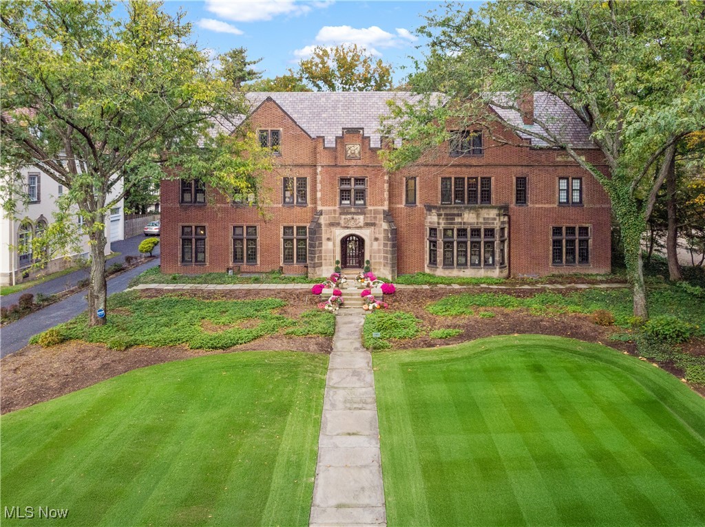 2965 Fairmount Boulevard Cleveland Heights OH 44118