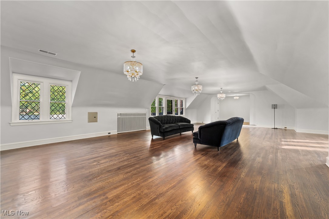 2965 Fairmount Boulevard Cleveland Heights OH 44118