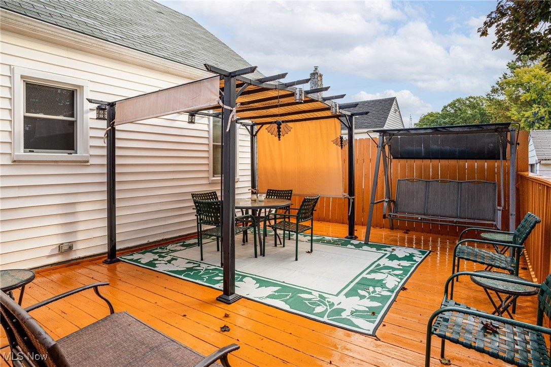 682 E Catawba Avenue Akron OH 44306