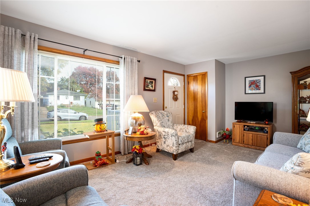 682 E Catawba Avenue Akron OH 44306