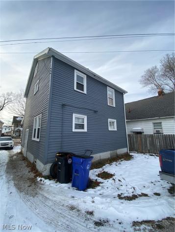 3057 W 115th Street Cleveland OH 44111