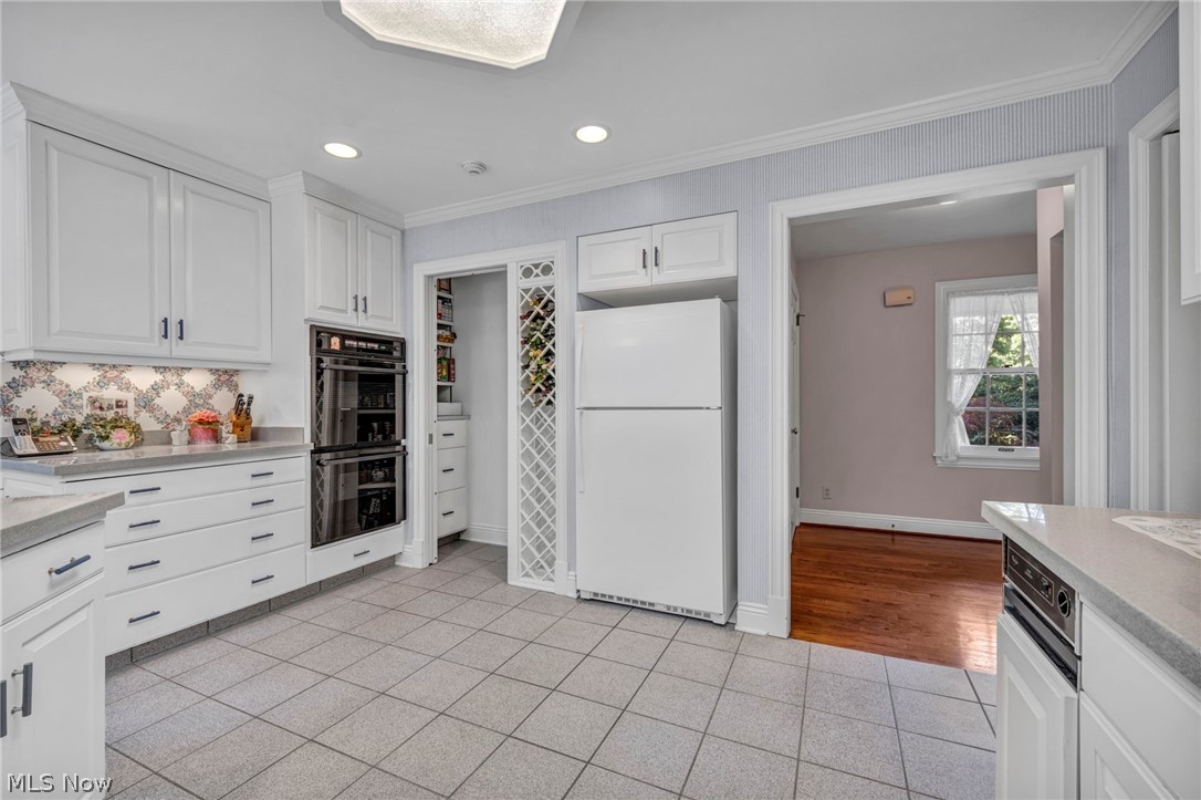 1176 Meadow Spur Drive Akron OH 44333