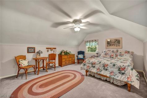 1176 Meadow Spur Drive Akron OH 44333