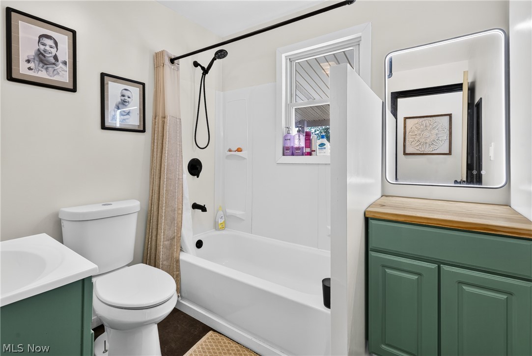 343 W 8th Street Salem OH 44460