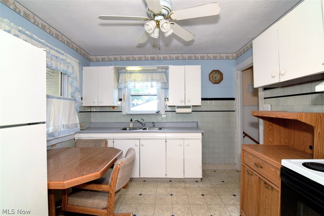 5406 Laverne Avenue Parma OH 44129