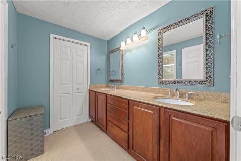 31450 Cheswick Place Solon OH 44139