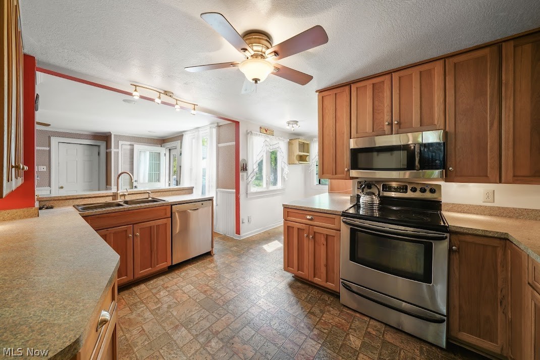 3959 State Route 305 Southington OH 44470