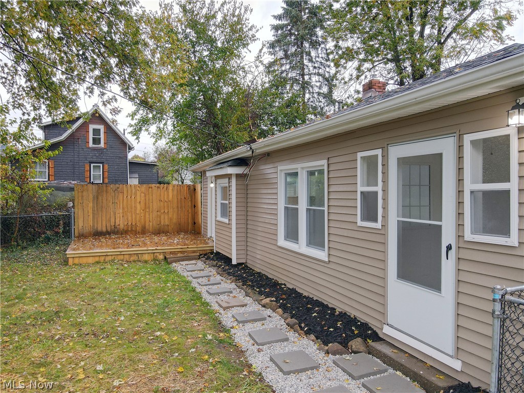 2605 Short Street Lakemore OH 44250