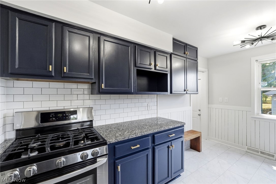 11821 Ronald Drive Parma OH 44130