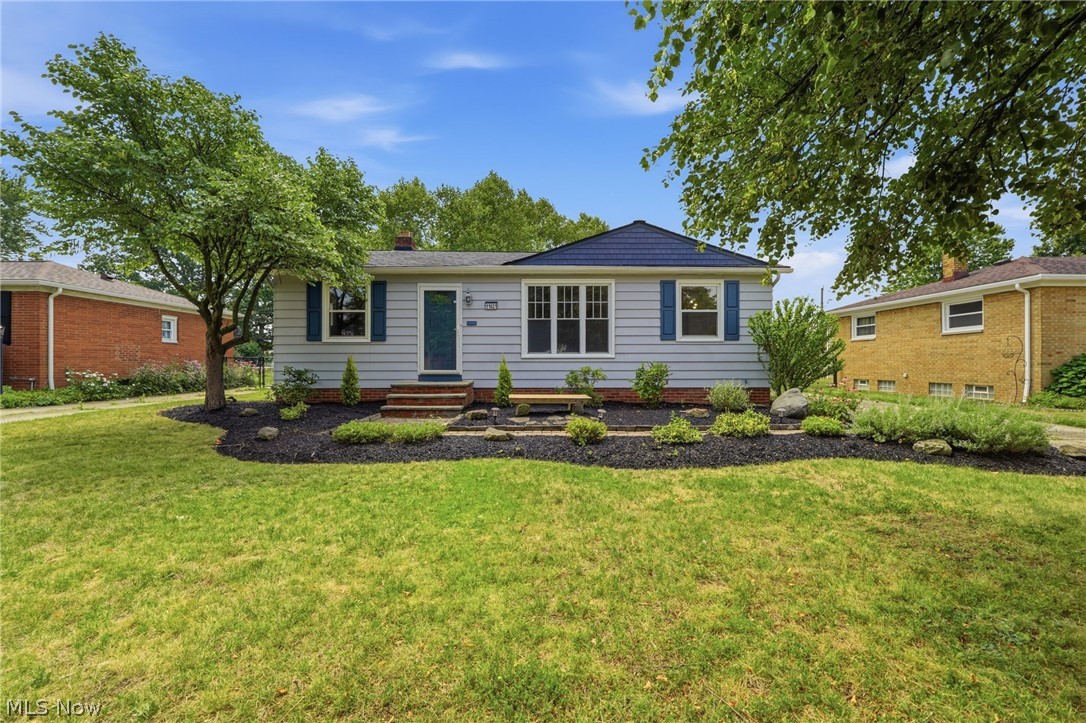 11821 Ronald Drive Parma OH 44130