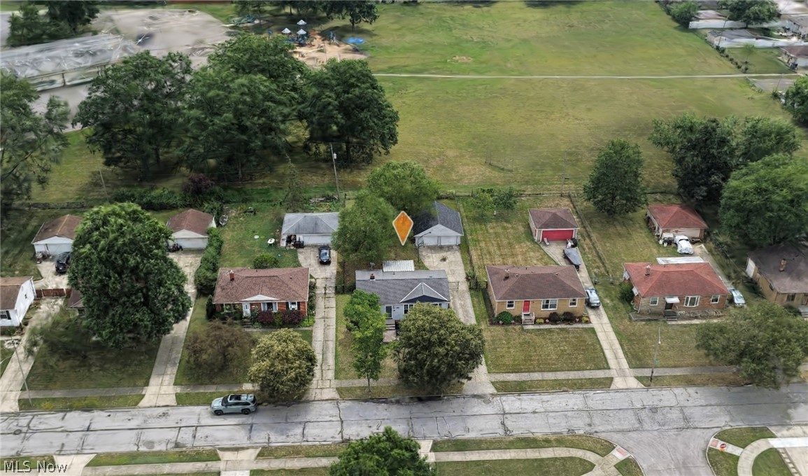 11821 Ronald Drive Parma OH 44130