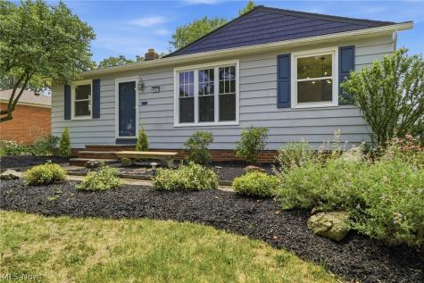 11821 Ronald Drive Parma OH 44130