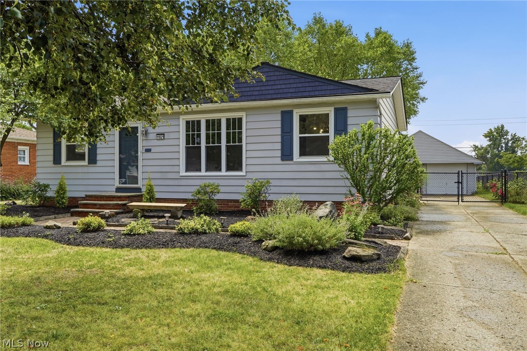 11821 Ronald Drive Parma OH 44130