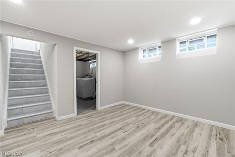 11821 Ronald Drive Parma OH 44130