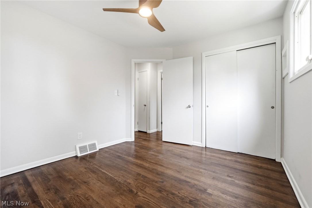 11821 Ronald Drive Parma OH 44130