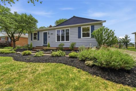 11821 Ronald Drive Parma OH 44130