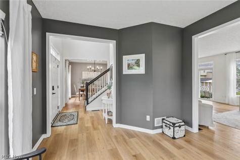3821 Woodglen Avenue Norton OH 44203