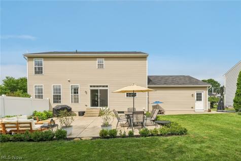 3821 Woodglen Avenue Norton OH 44203