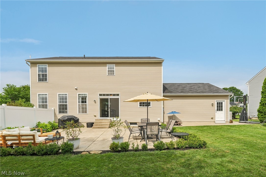 3821 Woodglen Avenue Norton OH 44203