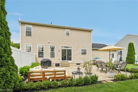 3821 Woodglen Avenue Norton OH 44203