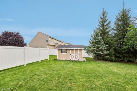 3821 Woodglen Avenue Norton OH 44203