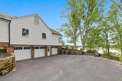 7585 Diagonal Road Kent OH 44240