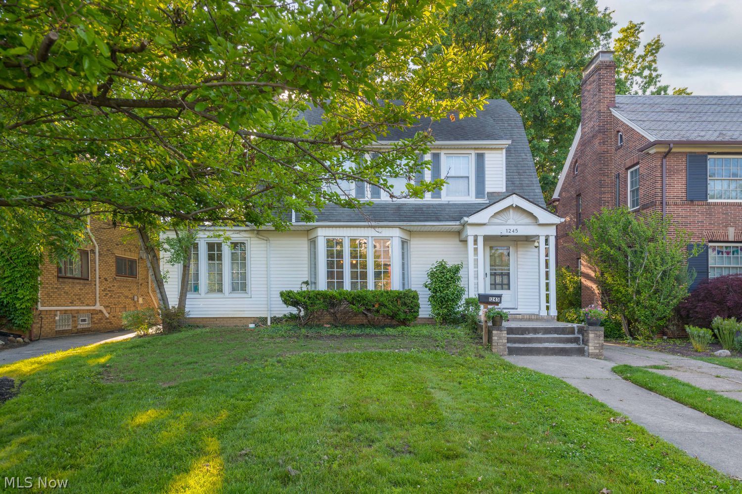 1245 Bunts Road Lakewood OH 44107
