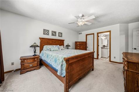 5160 Deer Ridge Mentor OH 44060