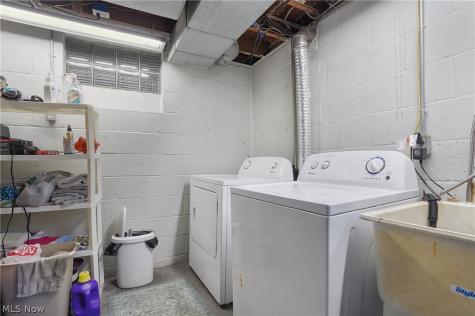 1524 24th Street NW Canton OH 44709