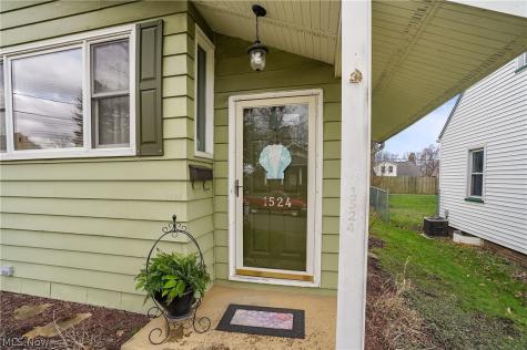1524 24th Street NW Canton OH 44709