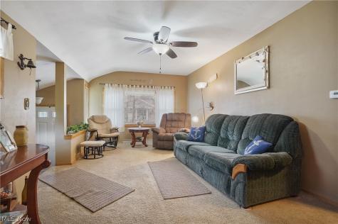 1524 24th Street NW Canton OH 44709