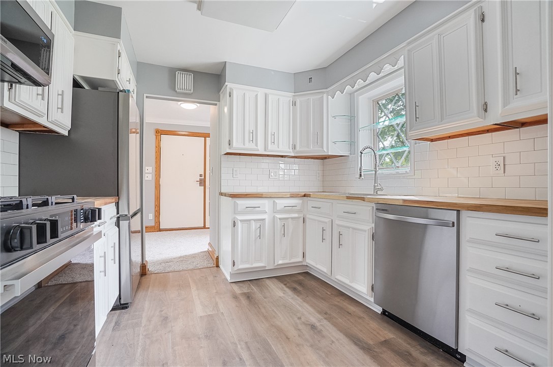 4160 Columbia Road North Olmsted OH 44070