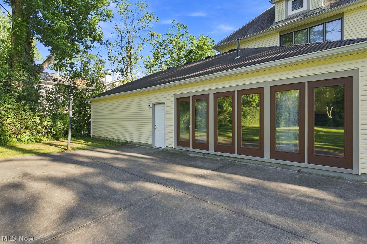 408 E College Street Oberlin OH 44074