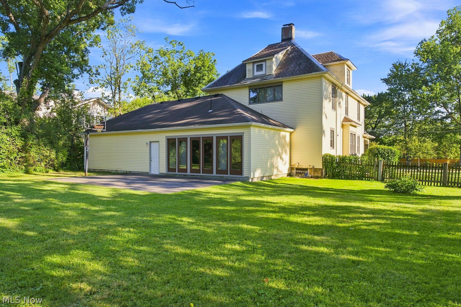 408 E College Street Oberlin OH 44074