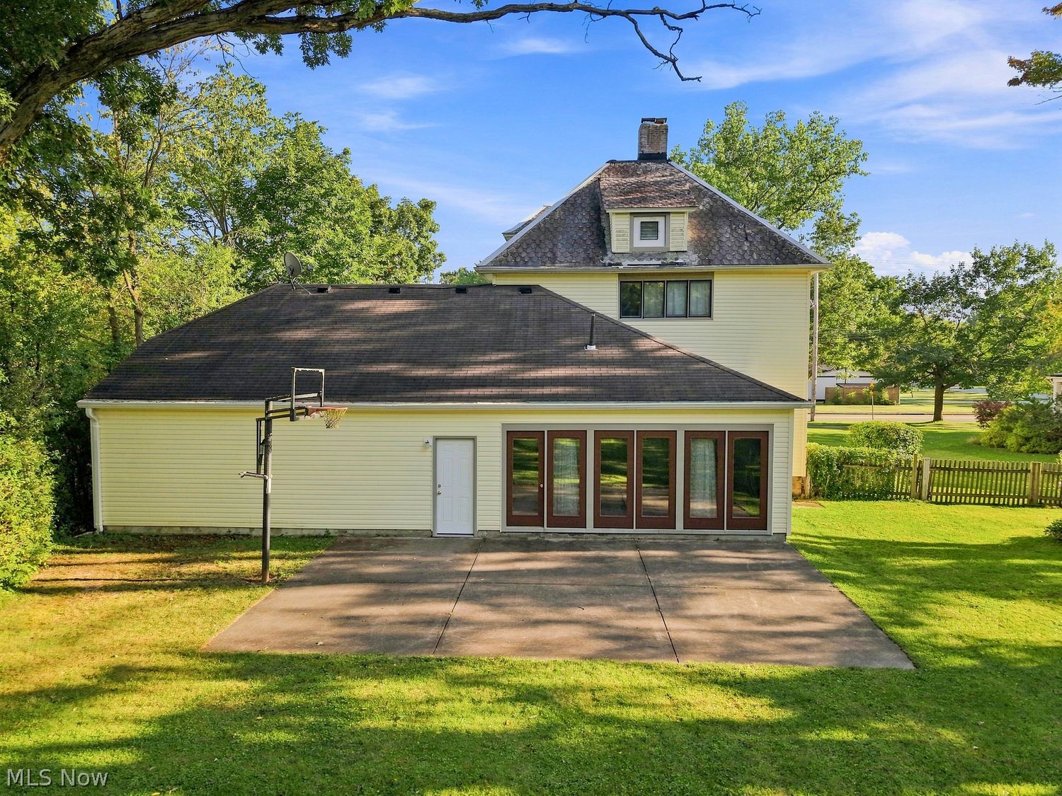 408 E College Street Oberlin OH 44074