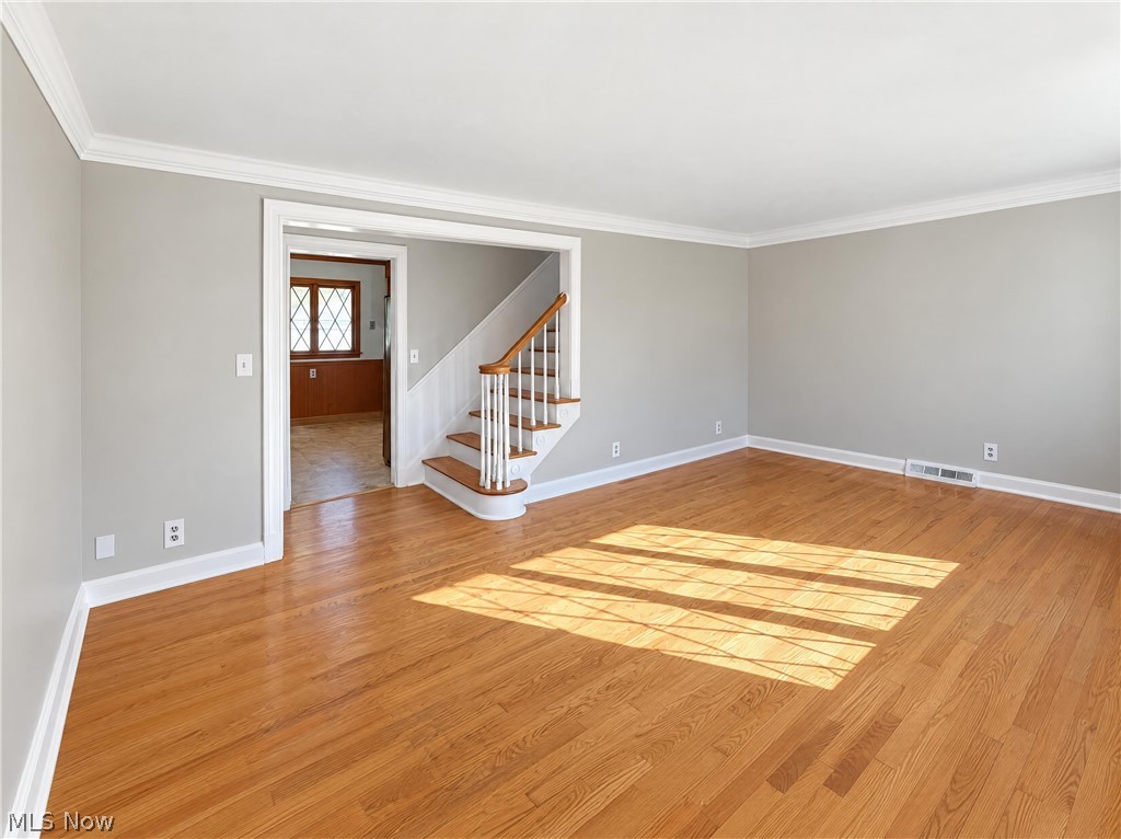 24601 Stephen Avenue Euclid OH 44123