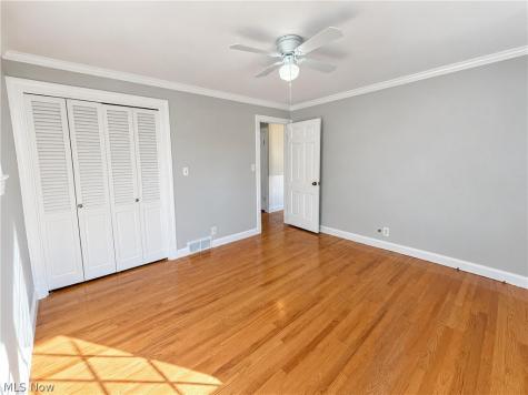 24601 Stephen Avenue Euclid OH 44123