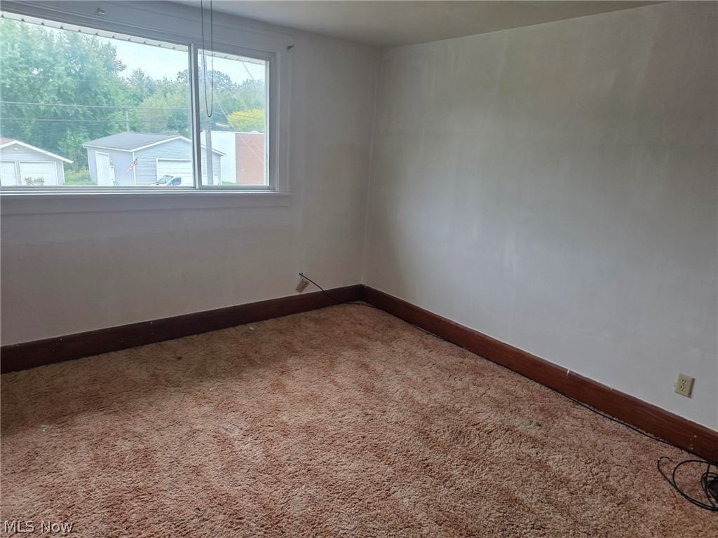 5663 N Ridge W Saybrook OH 44004