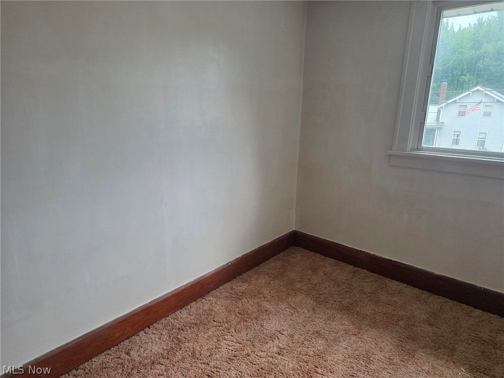 5663 N Ridge W Saybrook OH 44004