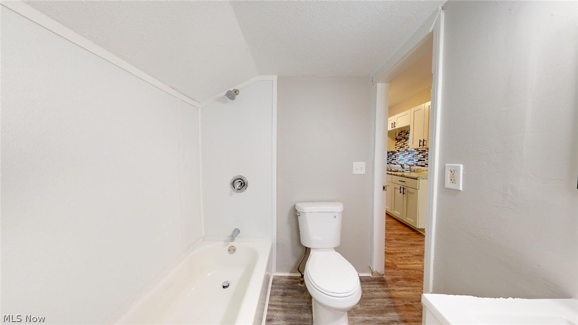 4572 Niessen Court Cleveland OH 44109