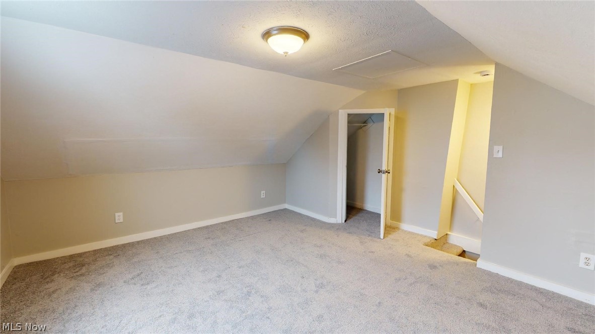 4572 Niessen Court Cleveland OH 44109